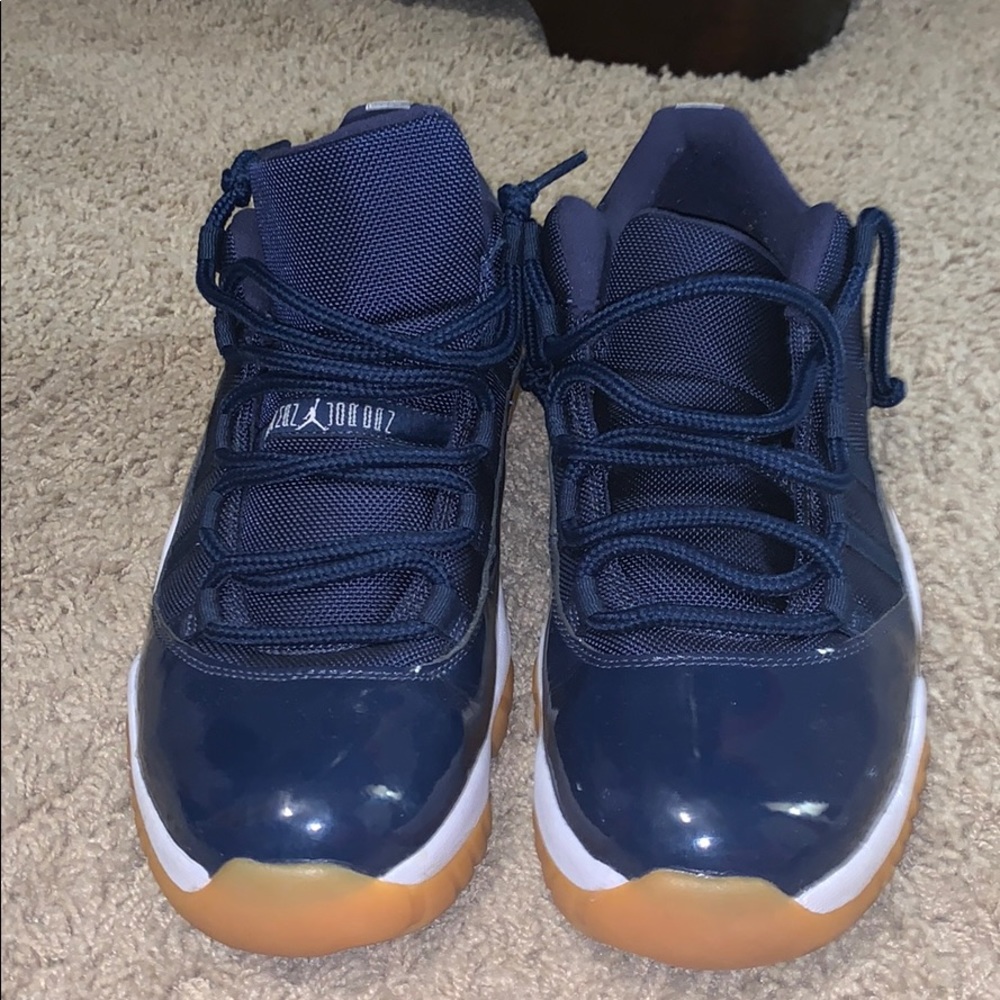 Jordan Retro “Navy Gum” 11’s